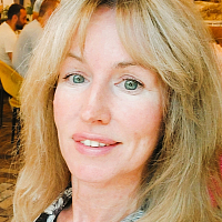 Оксана Ласточикна